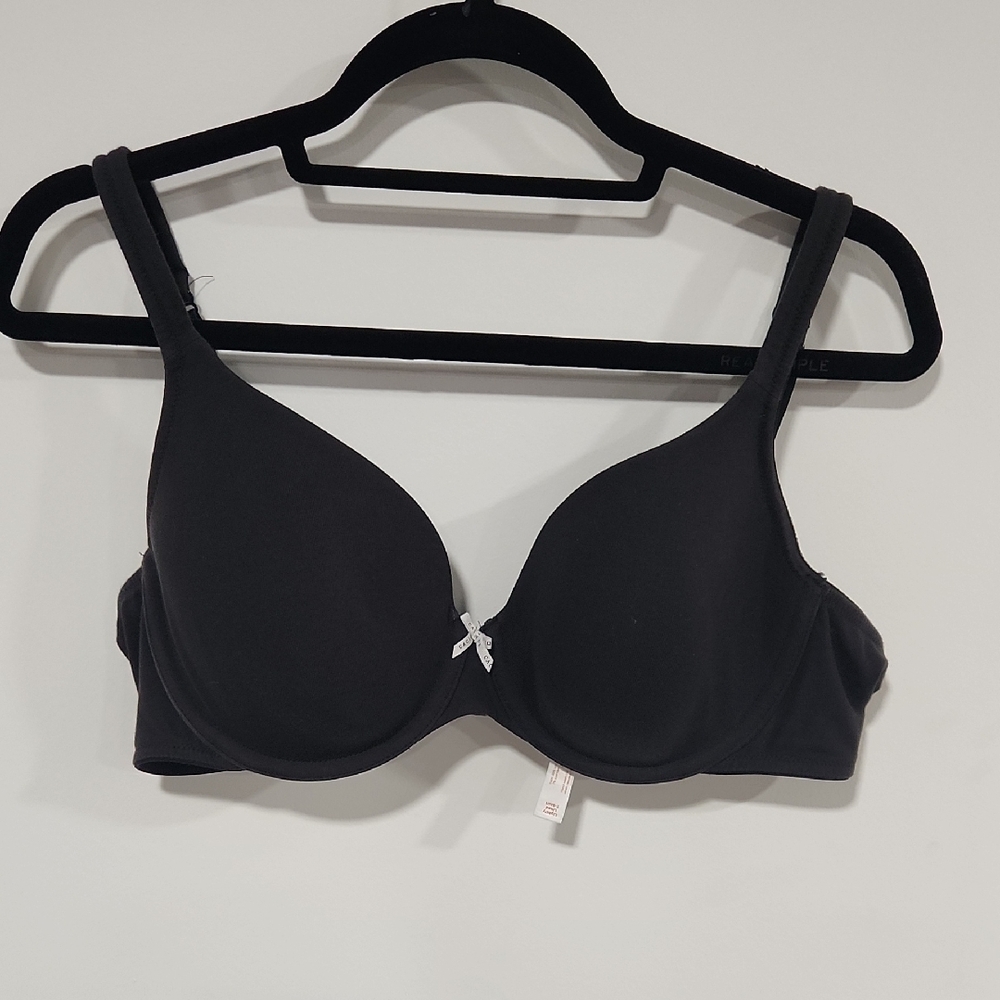 Cacique Black Lightly Lined Tee-shirt Bra 40C
